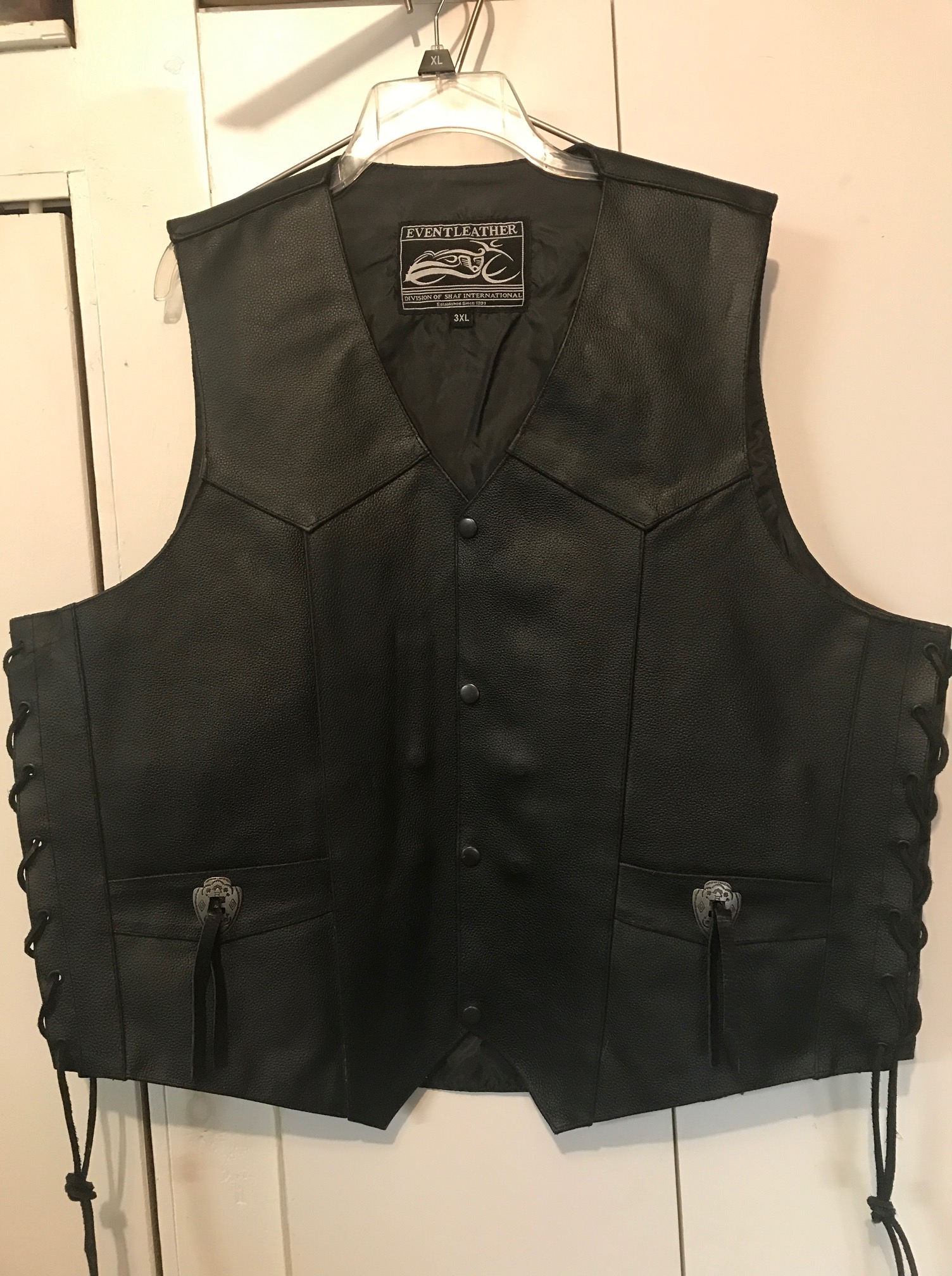 frnt black vest with red - Native American Motorcycle
